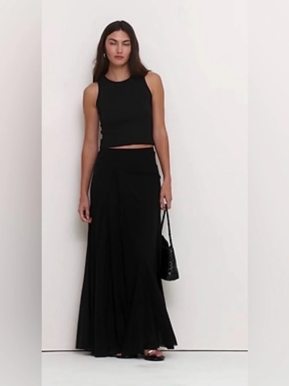 NWT Banana Republic Mesh maxi Black Skirt Sz Small (#873231)